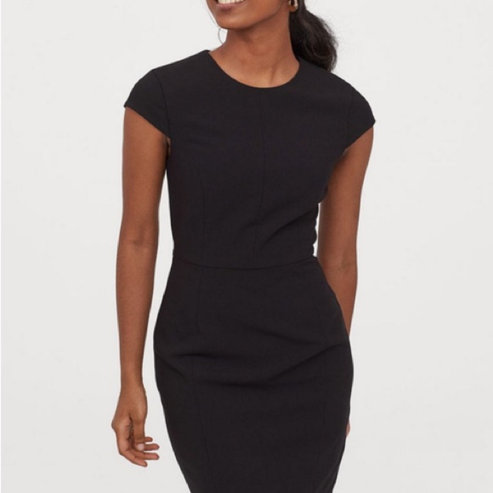 H&M DRESS - Picture 1 of 8